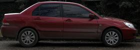 Mitsubishi Lancer, бордовый седан